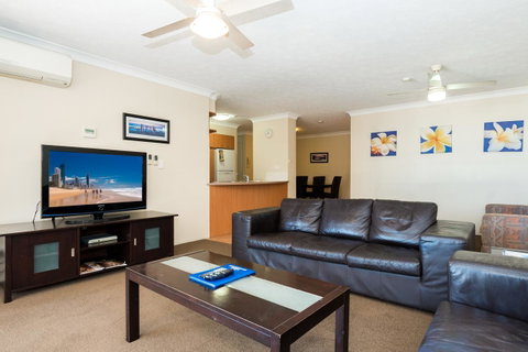 Breakers North Absolute Beachfront Apartments - Official - South Australia Travel 32