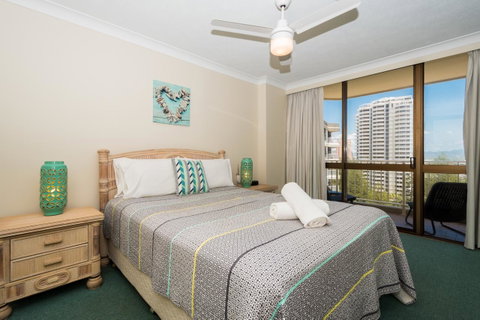 Breakers North Absolute Beachfront Apartments - Official - South Australia Travel 41
