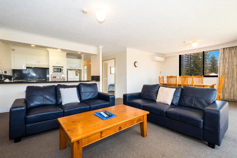 Breakers North Absolute Beachfront Apartments - Official - South Australia Travel 20