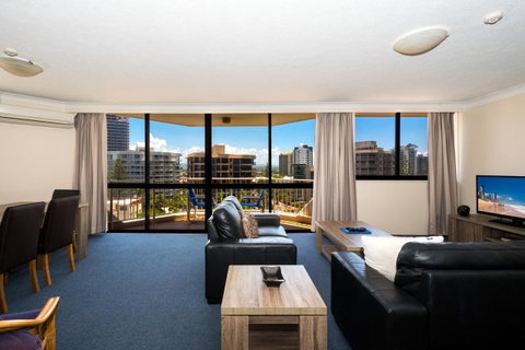 Breakers North Absolute Beachfront Apartments - Official - South Australia Travel 13