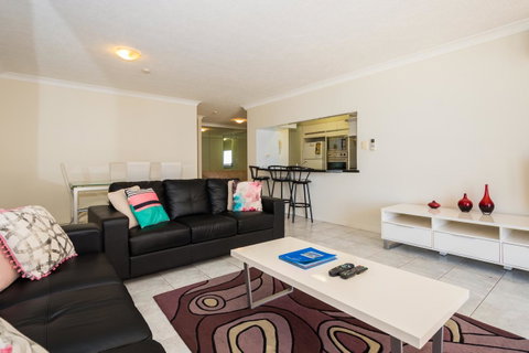 Breakers North Absolute Beachfront Apartments - Official - South Australia Travel 39