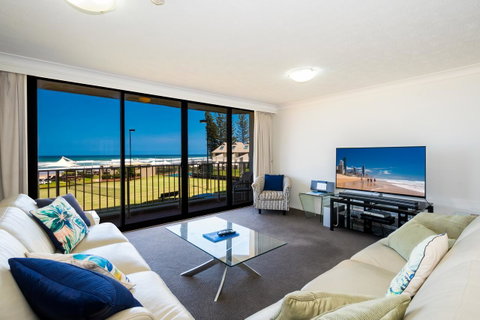 Breakers North Absolute Beachfront Apartments - Official - South Australia Travel 22