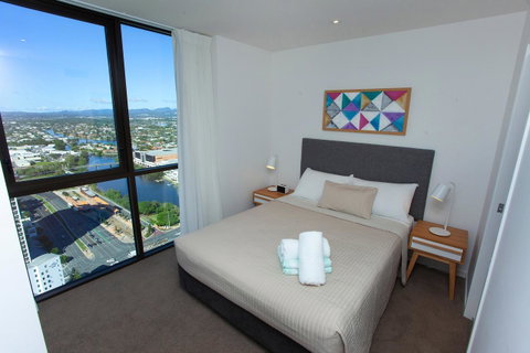 High Floor Ocean View Suites Broadbeach - South Australia Travel 22