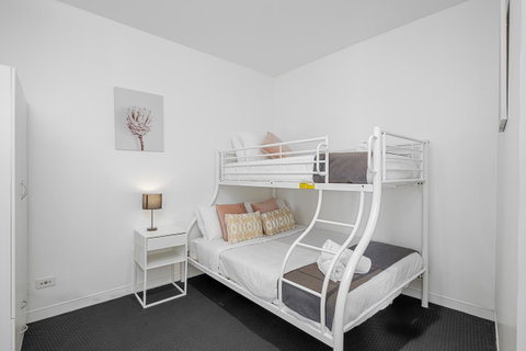 Oracle, 2 & 3 Bedroom Apartments - We Accommodate - South Australia Travel 9