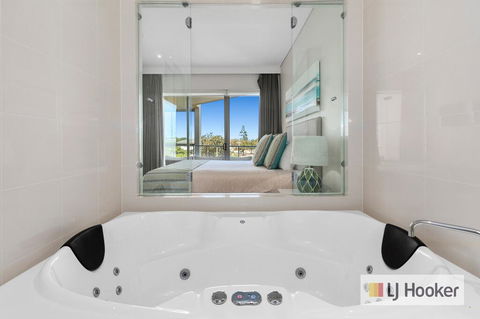 WAVE CULTURE 1204 - BEACH BLISS - South Australia Travel 3