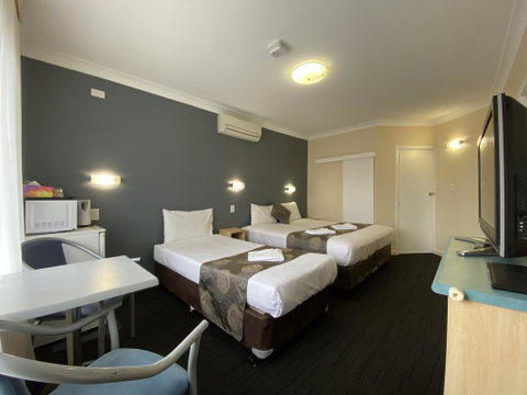 Welcome Inn 277 - South Australia Travel 1