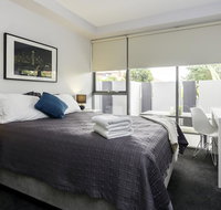 Well-Appointed 3 Bedroom 2 Bath Parking  Pool - South Australia Travel