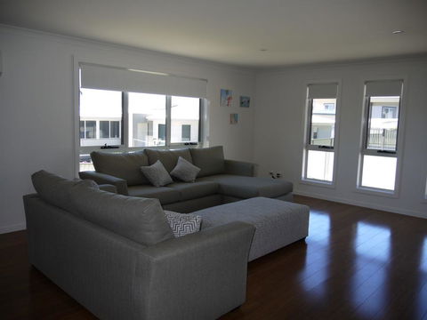 Westwood Villas - Bridport - South Australia Travel 3