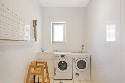 Wharf Apartment Unit 15 - South Australia Travel 3