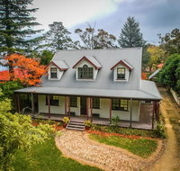 Whispering Pines Cottages - South Australia Travel