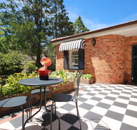 Winston Cottage at Three Sisters - South Australia Travel