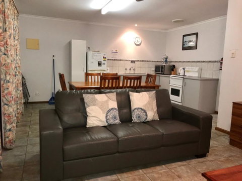 Wintersun Holiday Cottages - South Australia Travel 0