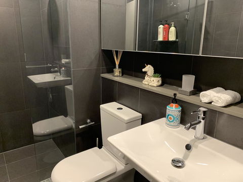 Xu's Residence@888 Collins St - South Australia Travel 2