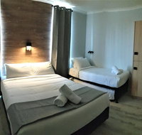 Yamba Central Hotel and Backpackers - South Australia Travel