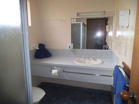 Yarragon Motel - South Australia Travel 0
