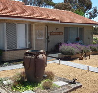 Yellow Gum Bed and Breakfast - South Australia Travel