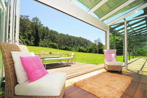 Yeola - Lush Location With River Access! - South Australia Travel 3