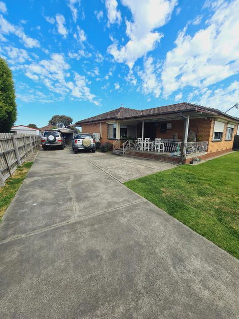 1 Bedroom Self-contained Apartment In Lalor - South Australia Travel 2