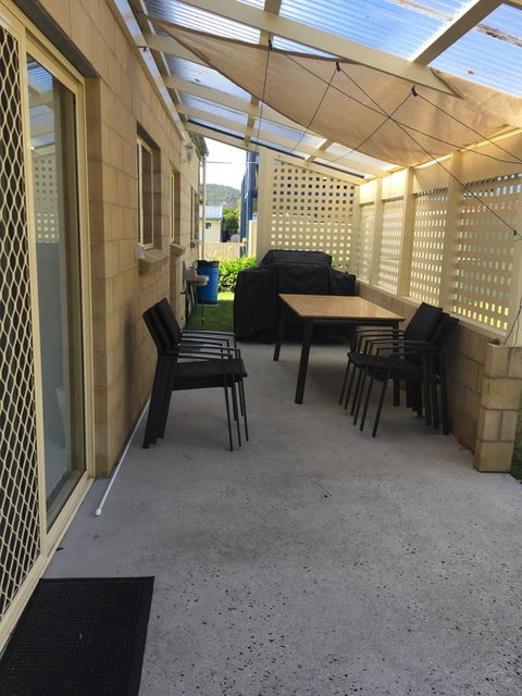 Rose Cottage Sisters Beach Accommodation - South Australia Travel 1