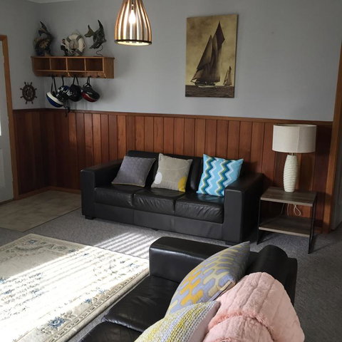 Rose Cottage Sisters Beach Accommodation - South Australia Travel 3