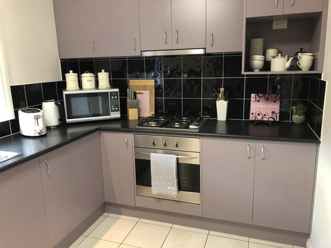 Haven Family& Dog Freindly , Close To Hospital, Airport, Bunnings - South Australia Travel 2