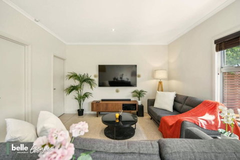 3 BR Townhouse Near Airport-City-Beach - South Australia Travel 3