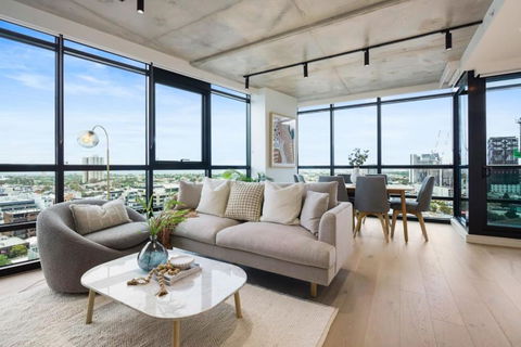 A Comfortable Stay Awaits You In Southbank - South Australia Travel 0