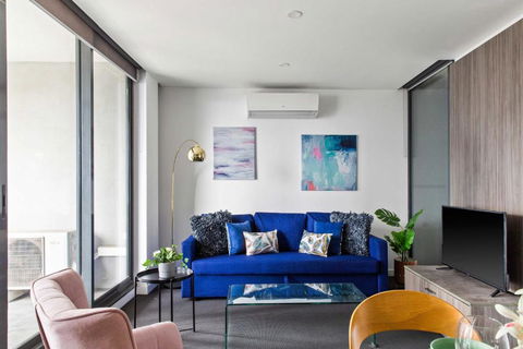 A Cozy 2BR Apt Next To Southern Cross FREE Parking - South Australia Travel 1