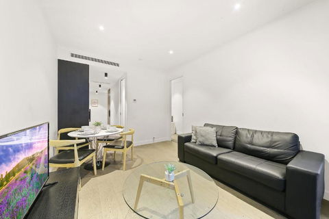 A Cozy & Lovely 2BR Apt Near Melbourne Central - South Australia Travel 1
