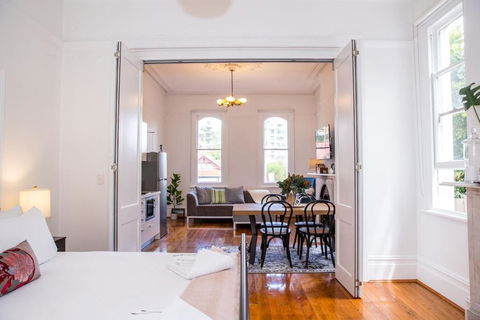 A Designer Apartment With Classic Heritage Details - South Australia Travel 1
