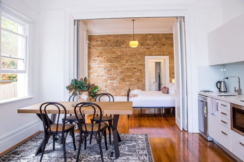 A Designer Apartment With Classic Heritage Details - South Australia Travel 0