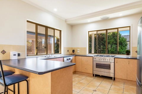 A Wave From It All - Lennox Head - South Australia Travel 3