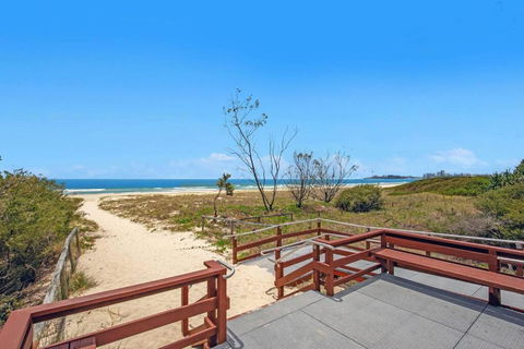 Absolute Beachfront Apartment! - South Australia Travel 1