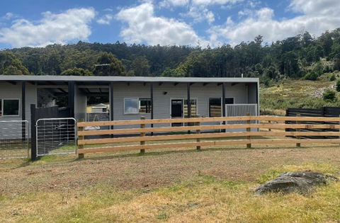 Acacia Hills Retreat - South Australia Travel 0