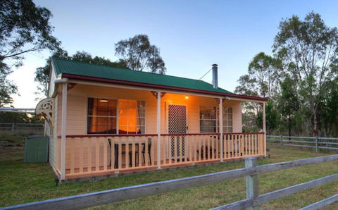 Accommodation Creek Cottages & Sundown View Suites - South Australia Travel 3