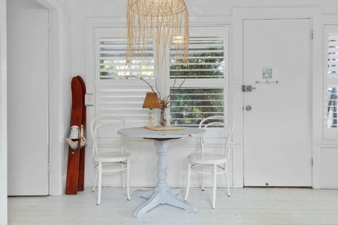 Adrift - Pet-friendly - 5 Min Walk To Bay - Rustic Charm - South Australia Travel 3