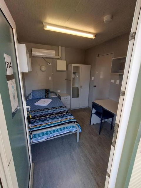 Adventureland Cabins - South Australia Travel 1