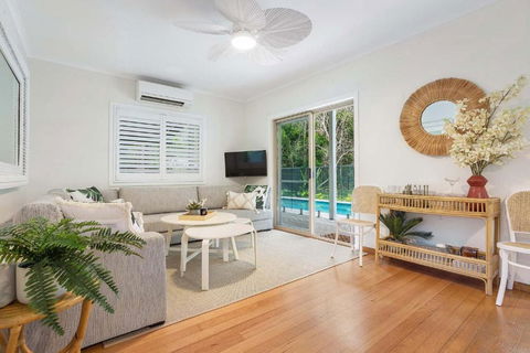 A Perfect Stay - Pompano House Byron Bay - South Australia Travel 2