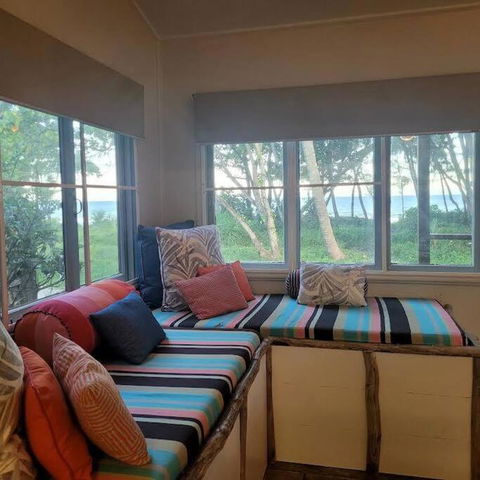 Absolute Beachfront Cottage - South Australia Travel 3