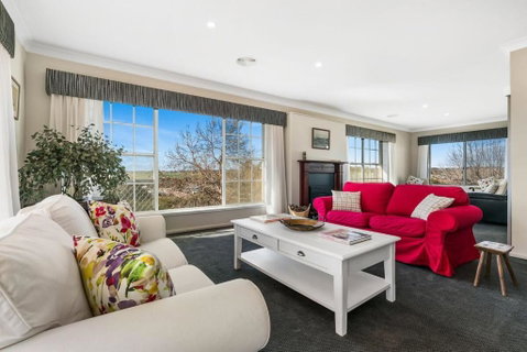 A House With A View, Molong. NSW - South Australia Travel 3