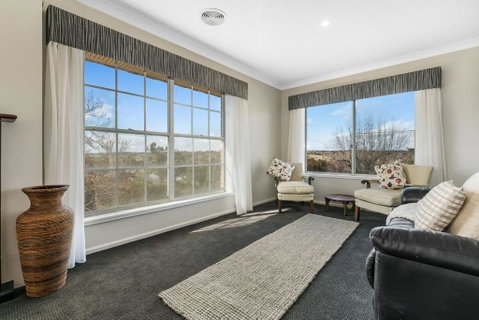 A House With A View, Molong. NSW - South Australia Travel 4