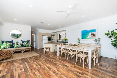 A Perfect Stay - Julian Rocks House - South Australia Travel 1