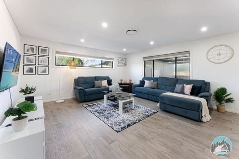 Aircabin - Guildford - 3 Beds Spacious House - South Australia Travel 0