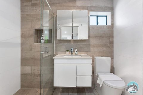 Aircabin - Guildford - 3 Beds Spacious House - South Australia Travel 3