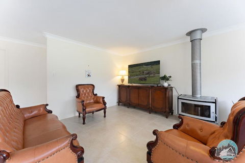 Aircabin - Wyong Creek - Comfy Rural Retreat House - South Australia Travel 1