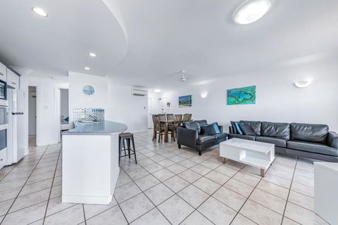 Airlie Ocean Paradise - South Australia Travel 1