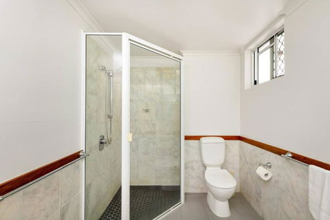 Alassio Poolside Resort - Palm Cove Beachfront Oasis - South Australia Travel 2