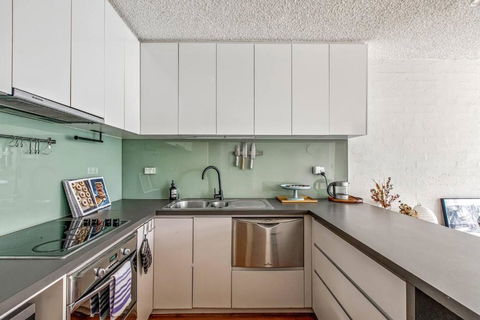 Albert Park Hideaway - A Peaceful Leafy Locale - South Australia Travel 2