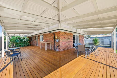 Aldinga Rose - Aldinga Beach - C21 SouthCoast Holidays - South Australia Travel 1