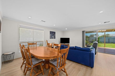 Aldinga Rose - Aldinga Beach - C21 SouthCoast Holidays - South Australia Travel 4